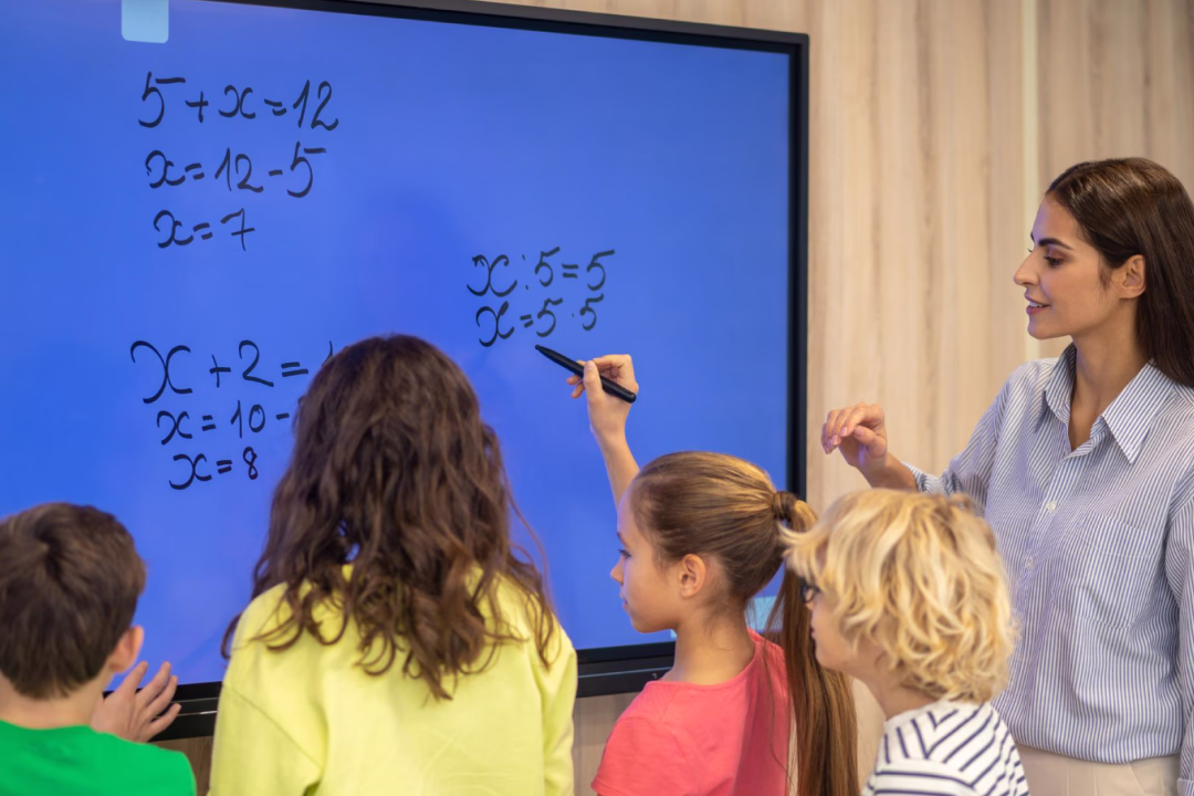 Activities for students in classroom 