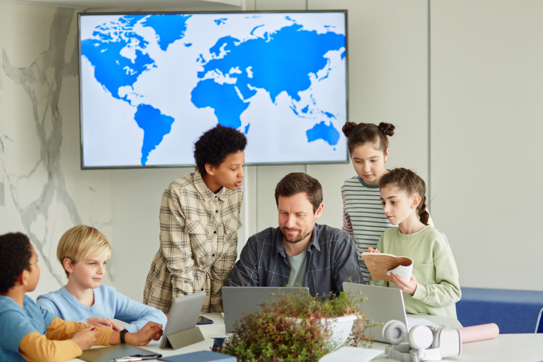 Creative activities for students in school